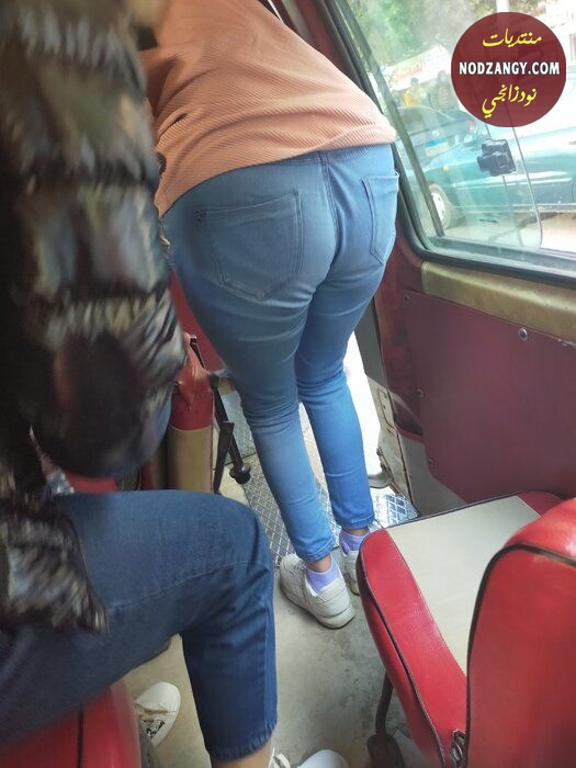 صور سكس قنص عربي: احلي صور طياز ملبن في المواصلات