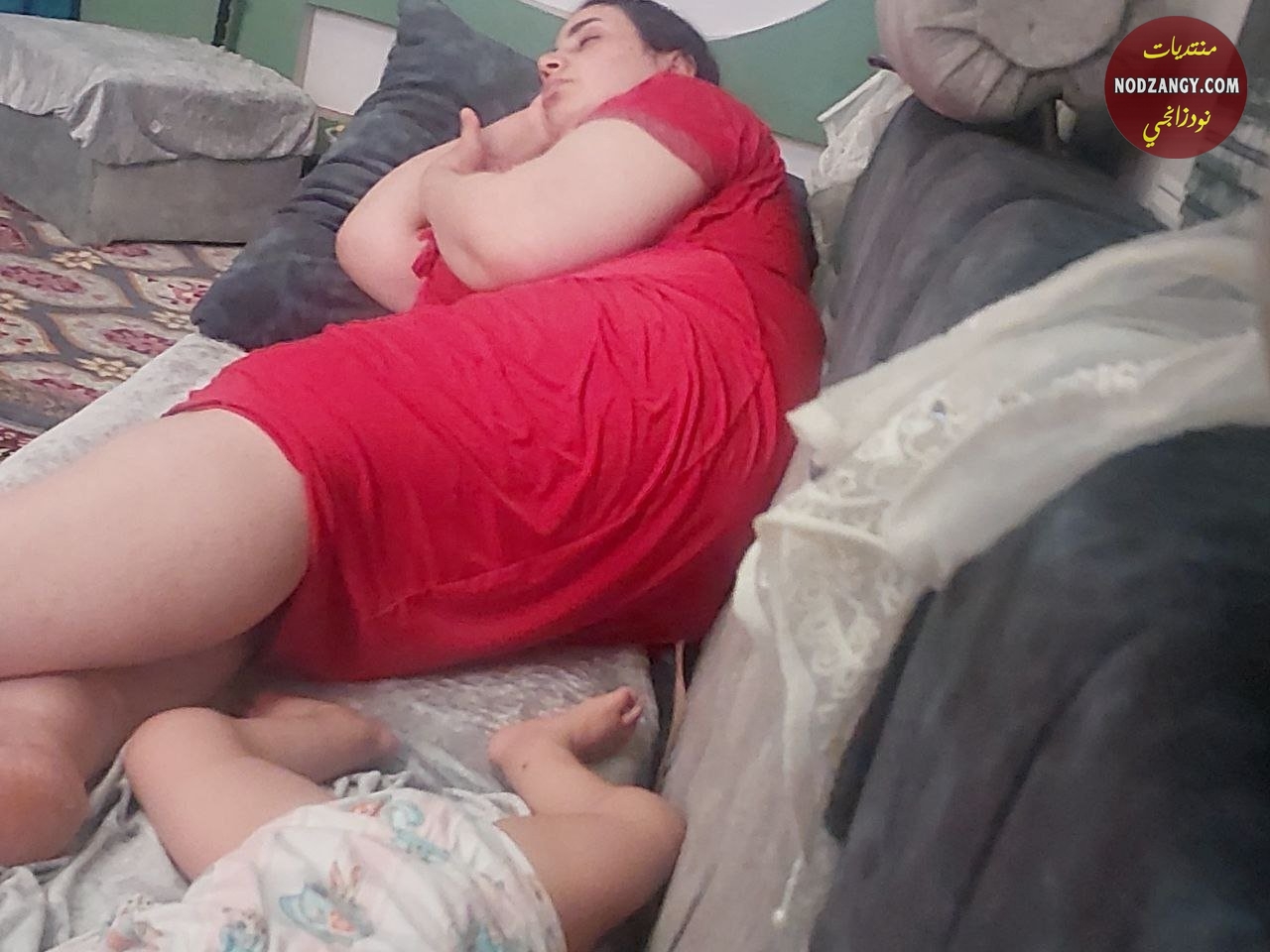 متناكة مربربة وجوزها حصري (1).jpeg