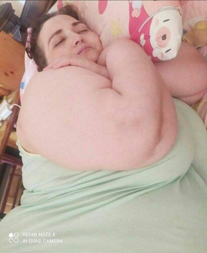 8p0sxyy7nhe2.jpg